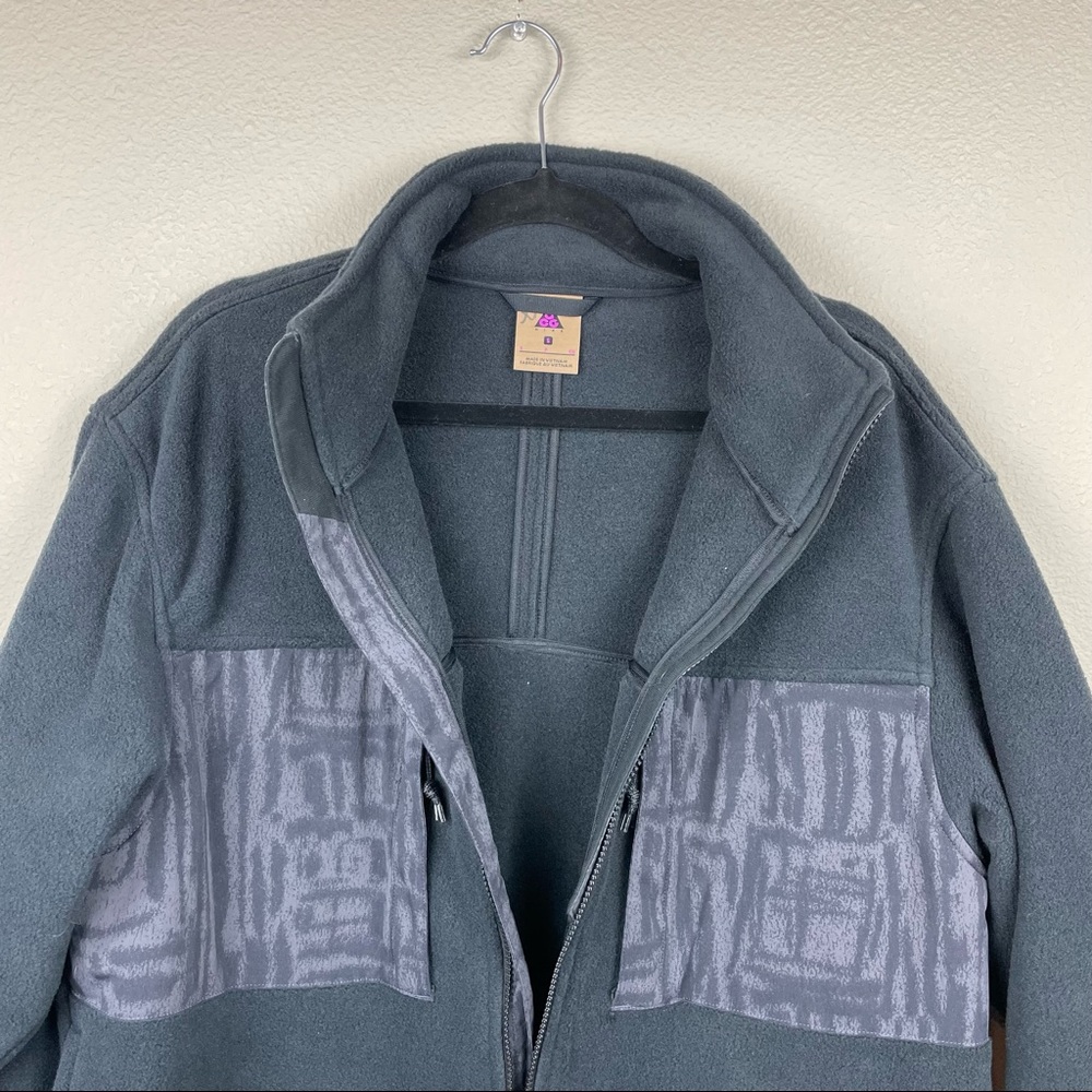 NIKE ACG Men's Small Microfleece Jacket Black Full Zip Turtleneck Athleisure Str - Picture 9 of 16